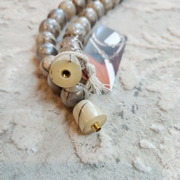 Acrylic Statement Necklace w Black and White Marbeling - Picture 11 of 17